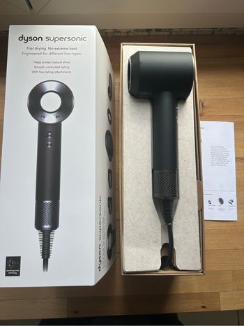 Sèche cheveux Dyson Supersonic qualité Professionnel Neuf