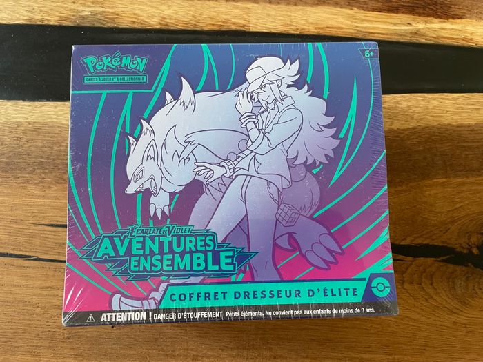 Pokémon Coffret Dresseur D'Elite ETB EV9 Aventures Ensemble FR Neuf Scellé
