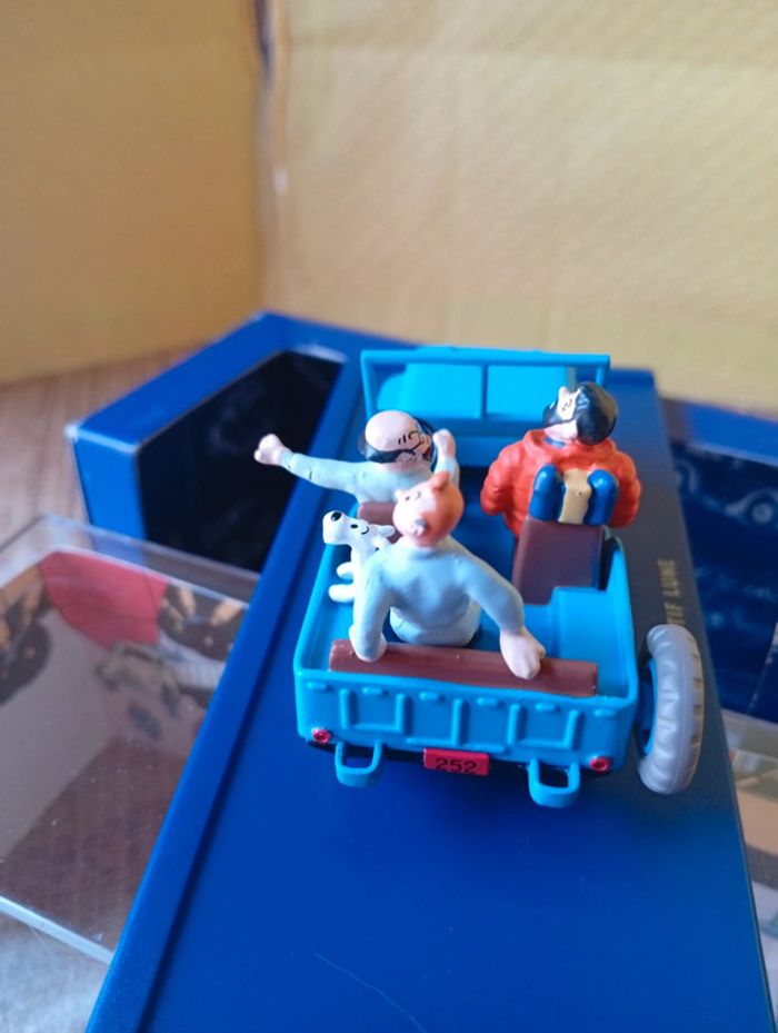 En voiture Tintin objectif Lune Hergé moulinsart 2001 - photo numéro 7