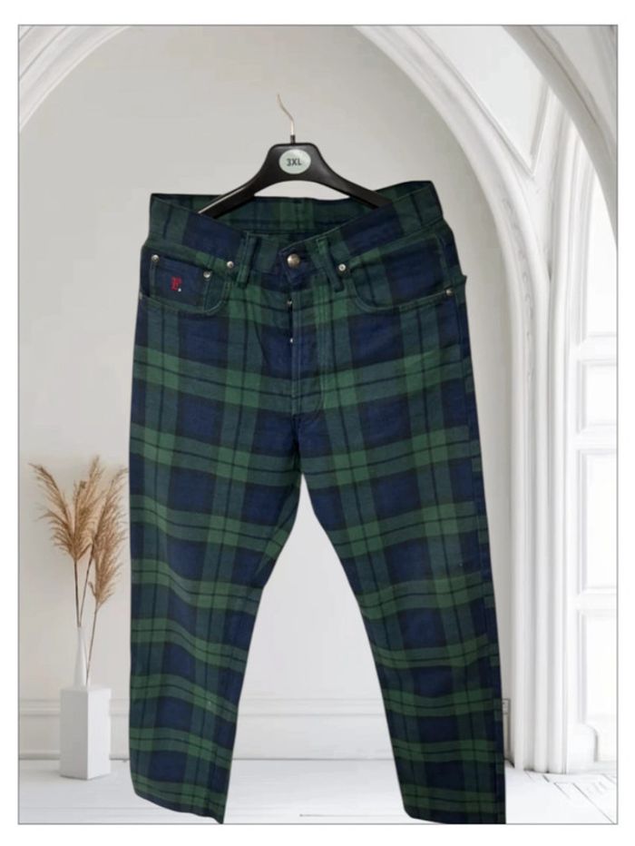 Jean Façonnable neuf à carreaux - Taille 27