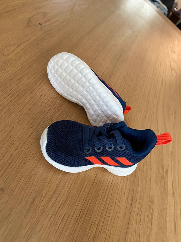 Basket Adidas T.18