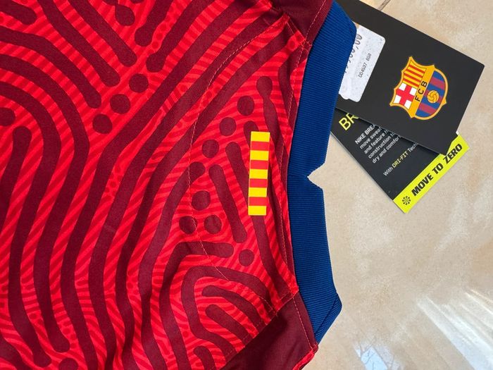 Maillot de foot Nike équipe FC Barcelone taille 13/15 ans authentique neuf - photo numéro 13