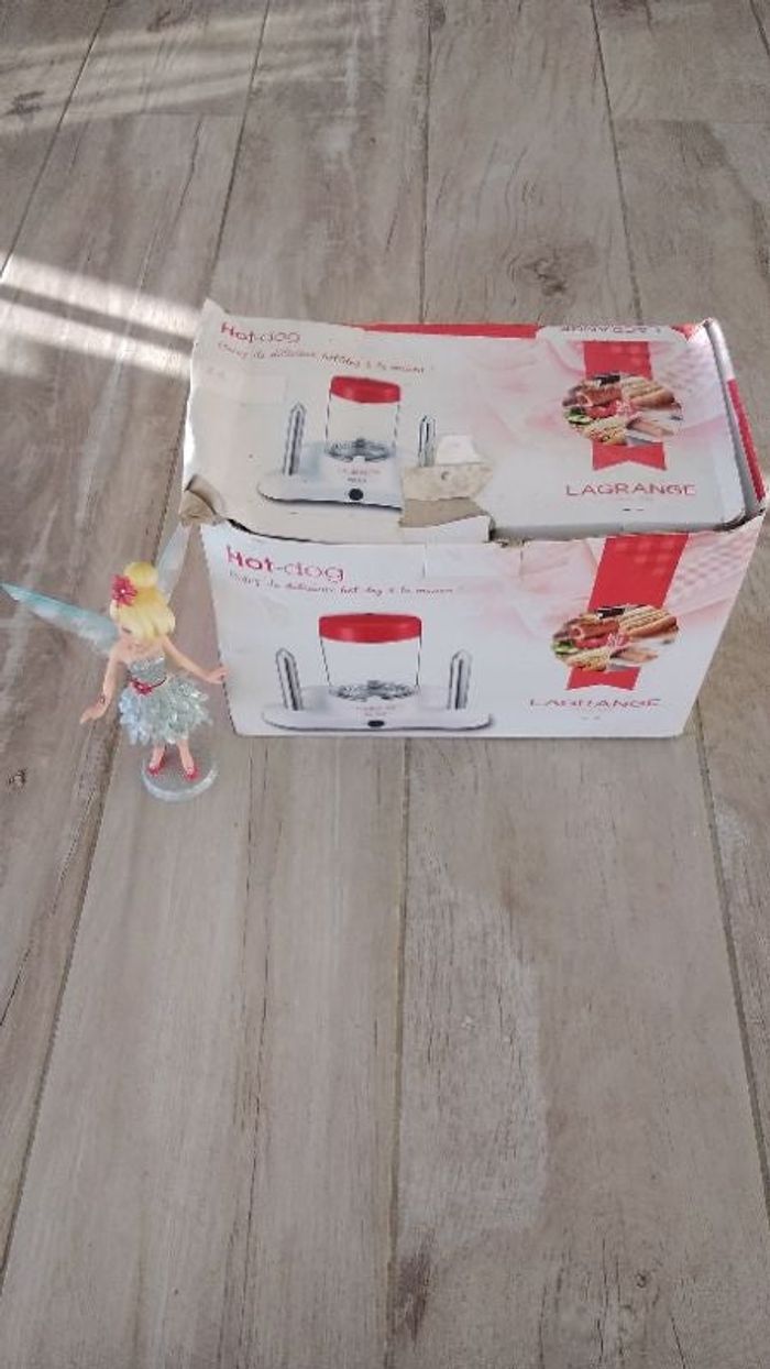 Machine hot dog
