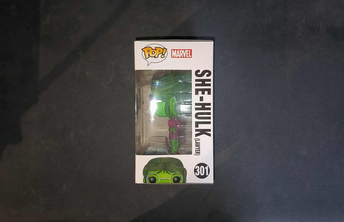 Figurine Funko Pop / She-Hulk 301 / Marvel / 2018 Spring Convention Exclusive - photo numéro 2