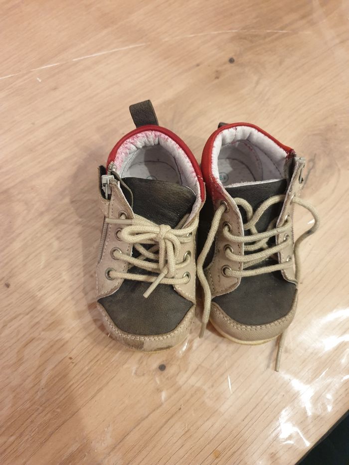 Chaussure pointure 19 - photo numéro 2