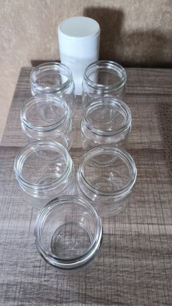 Pots de yaourts verre