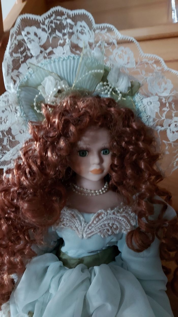 Poupée - photo numéro 2