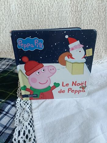 Livre le noël de Peppa pig