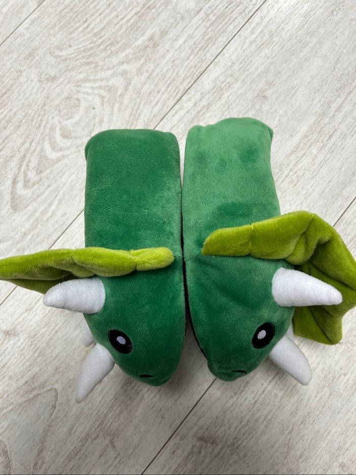 Chaussons verts dinosaure taille 24/25 Eldys - photo numéro 4