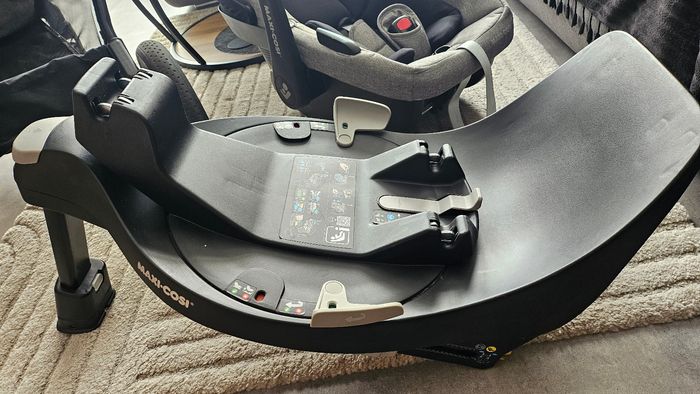 Poussette Maxi cosi et base isofix 360° - photo numéro 9