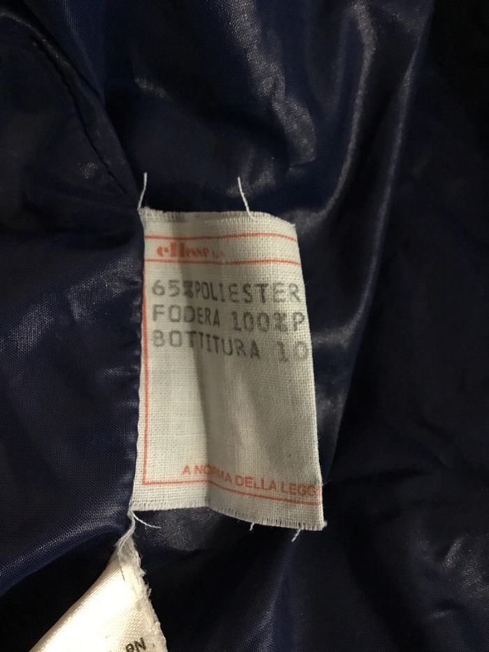 Blouson pour garçon Ellesse fabriqué en Italie bleu marine taille 12ans 138 - photo numéro 15