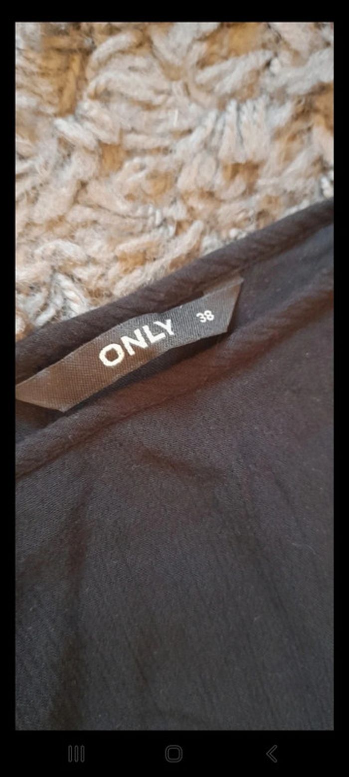 Top noir avec dentelle Only - photo numéro 3