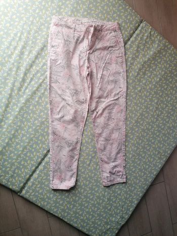Pantalon rose pâle à fleurs Cache cache taille 34