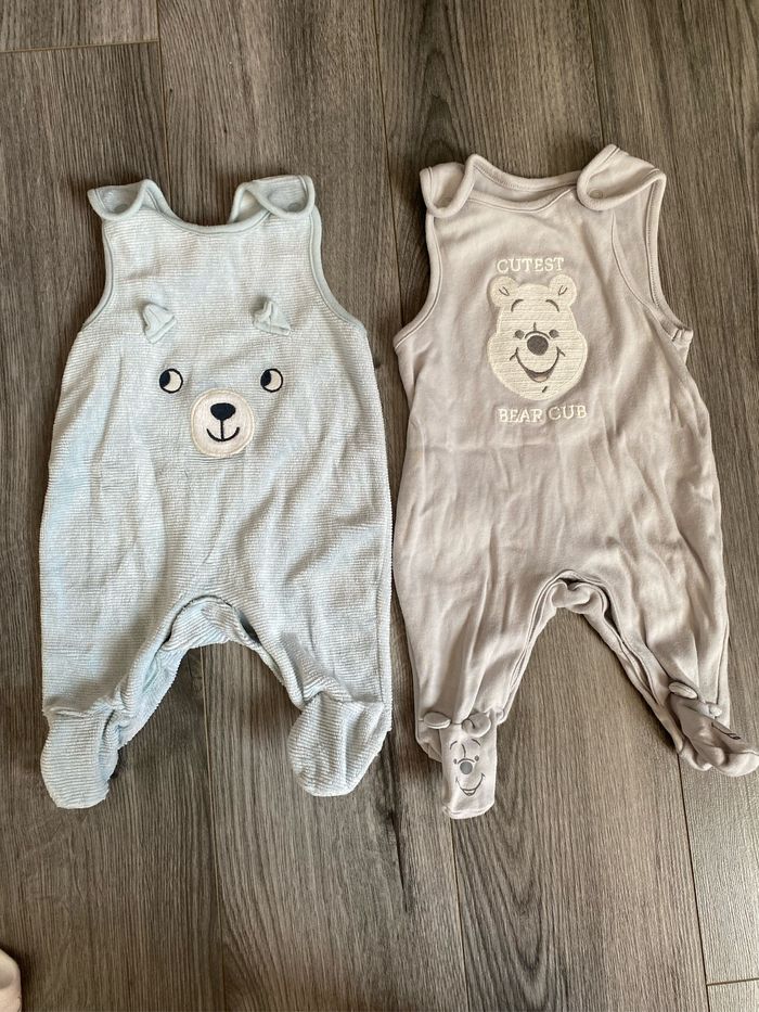 Lot body/pyjamas - photo numéro 2
