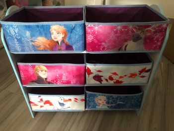 Meuble de rangement, Disney