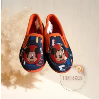 Chausson souple Disney Mickey taille 19