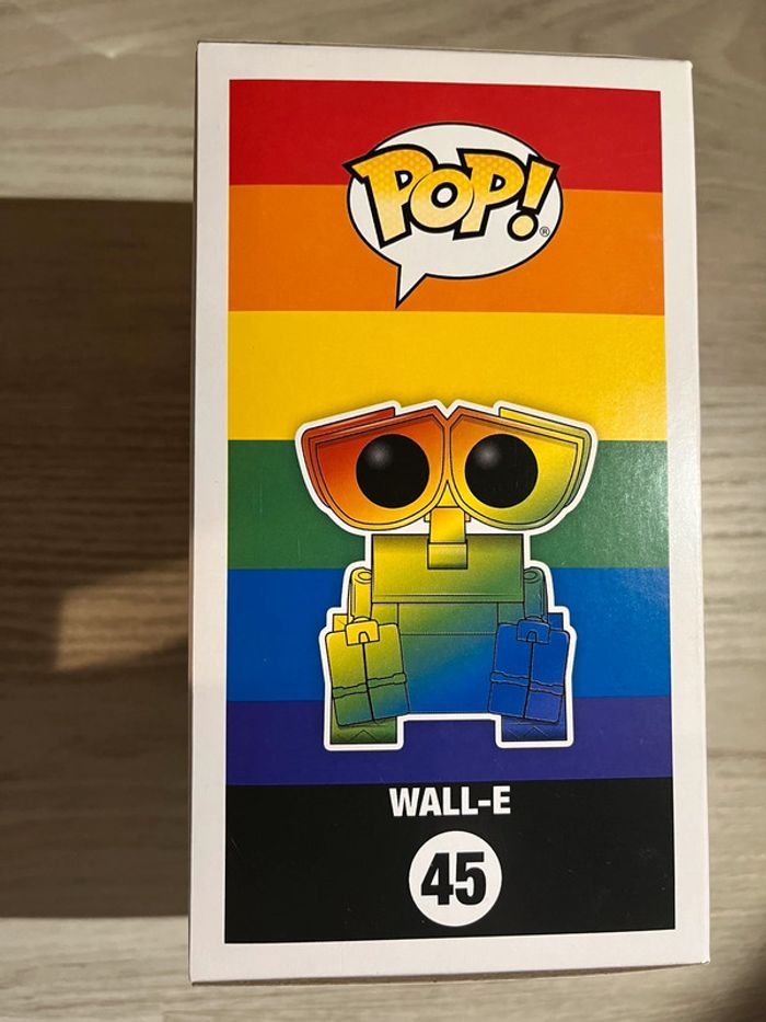 Funko po Wall-e rainbow - photo numéro 4