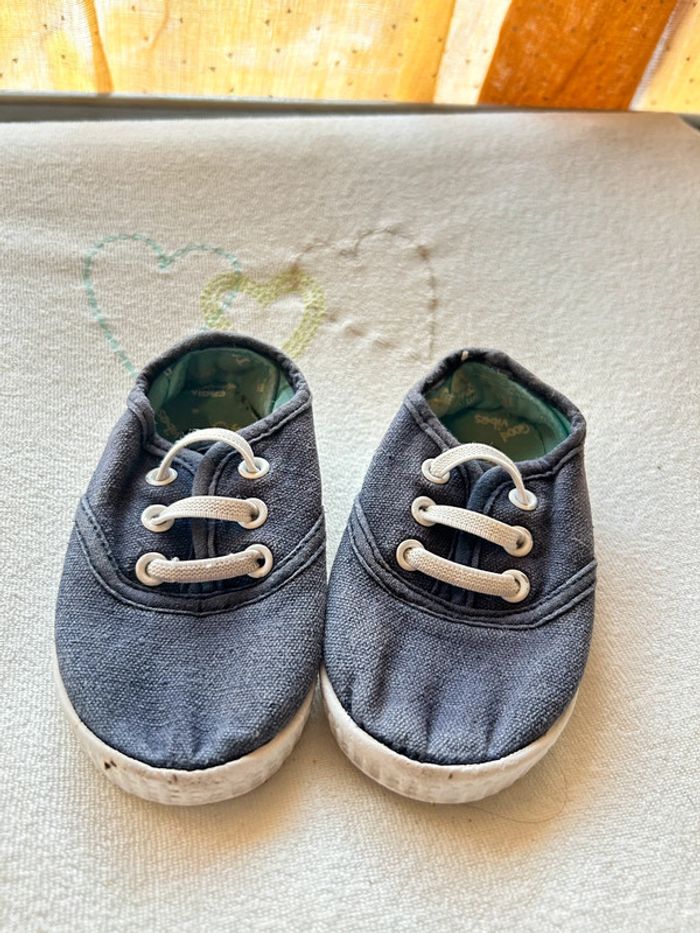 Chaussure garçon taille 20