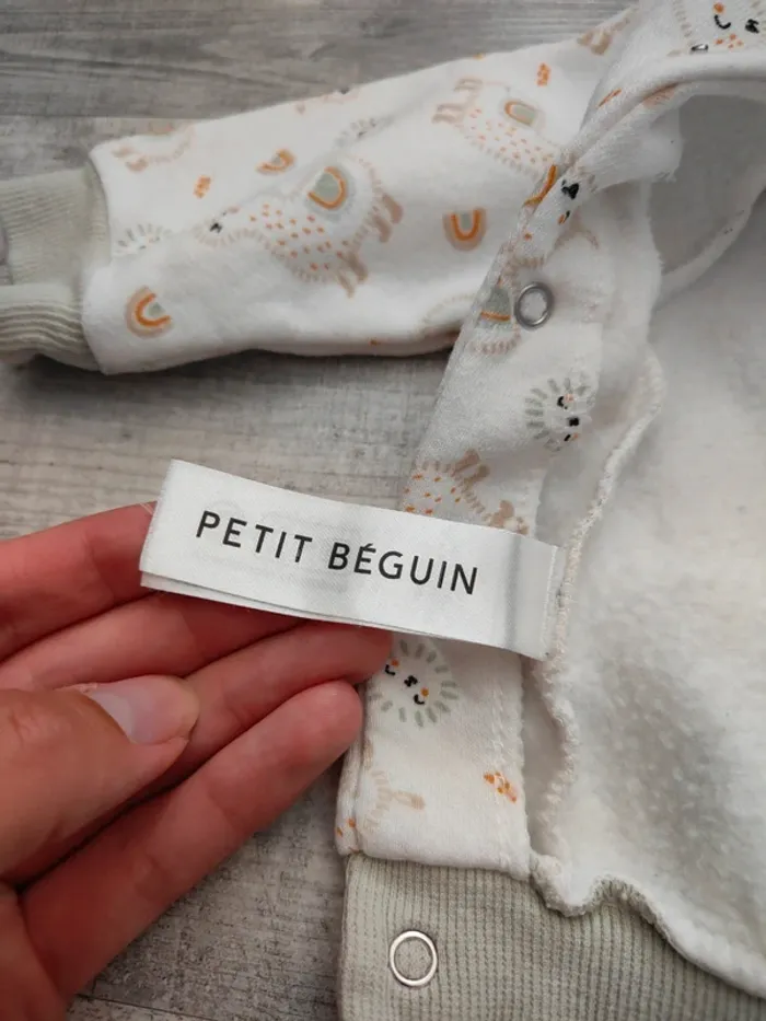 Ensemble 1 mois Petit Béguin - collection Lama neuve - photo numéro 3