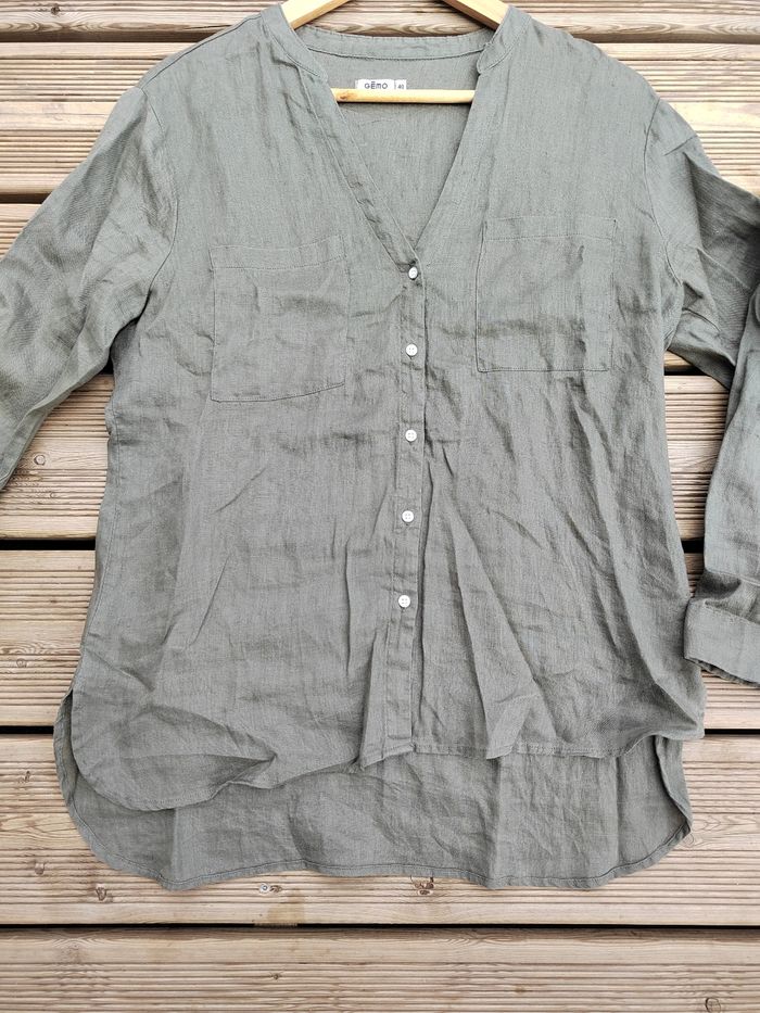 Chemise Kaki à Col en V – Taille 40 / L – Très bon état  – Gémo - photo numéro 5