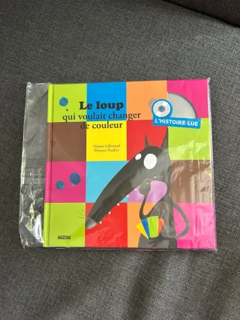 Livre et CD le loup qui voulait changer de couleur
