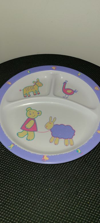 Assiette bébé en mélanine 3 compartiments 6-12 mois Diamètre 21 cms