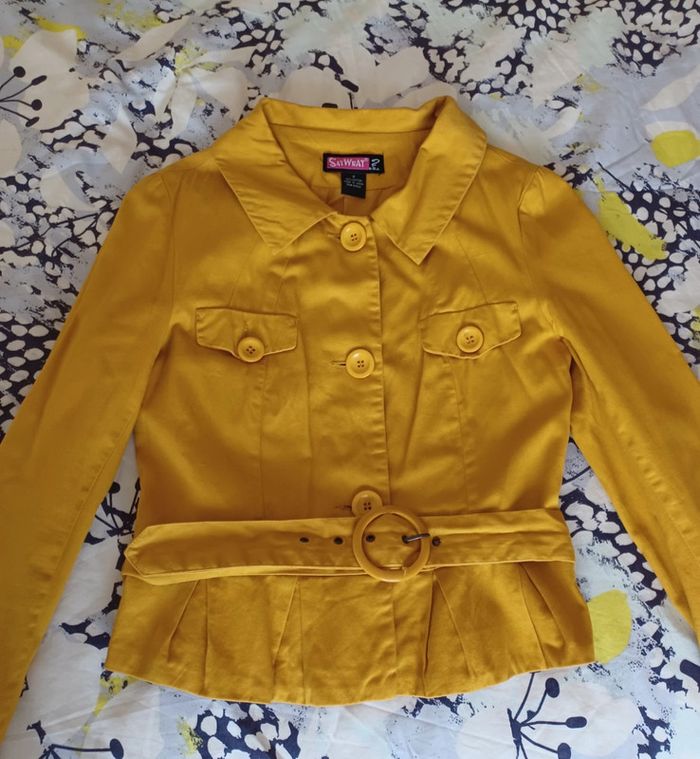 Veste jaune moutarde