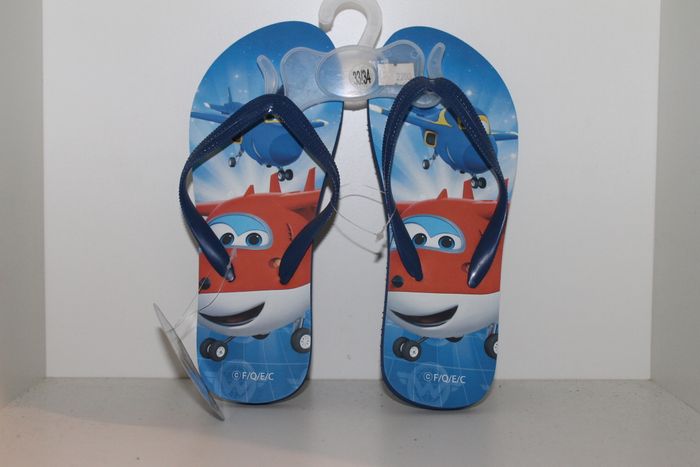 tongs super wings bleue 33/34 - photo numéro 1