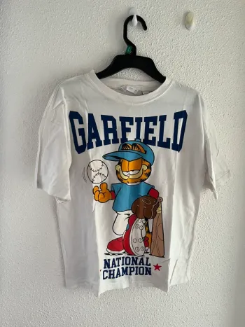T-shirt Garfield Zara taille 11/12 ans 💫