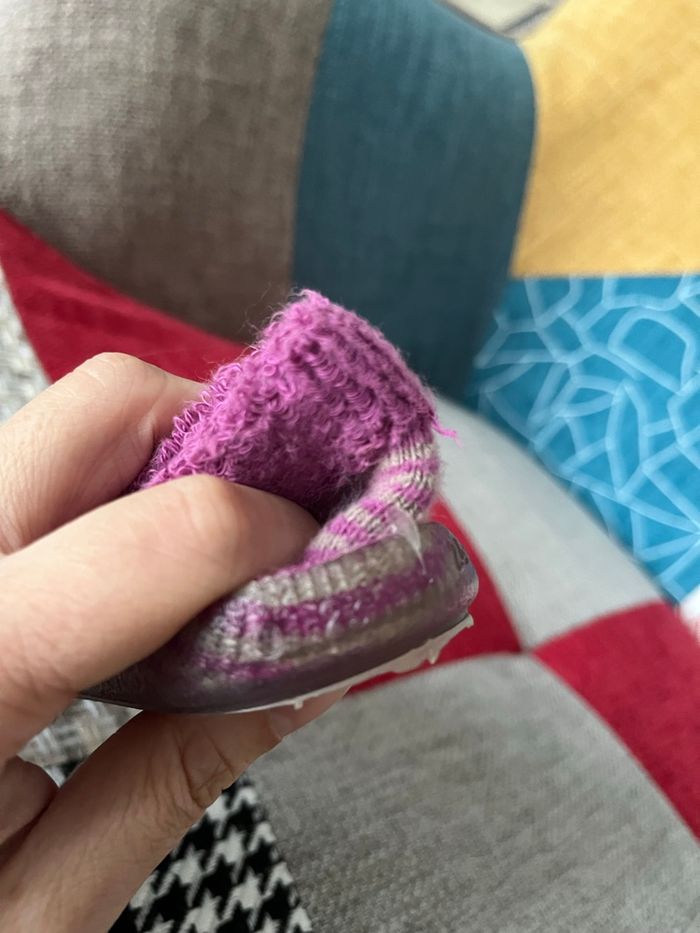 Chaussons chaussette fille taille 23, made in France, isotoner - photo numéro 5