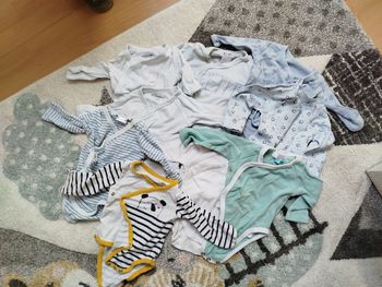 Lot body 1 mois