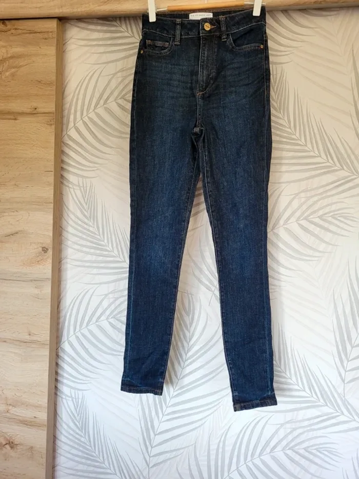 Jean femme taille 34 bleu foncé