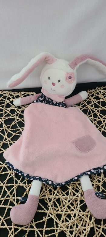Doudou plat lapin rose Miss Chipie SAUTHON