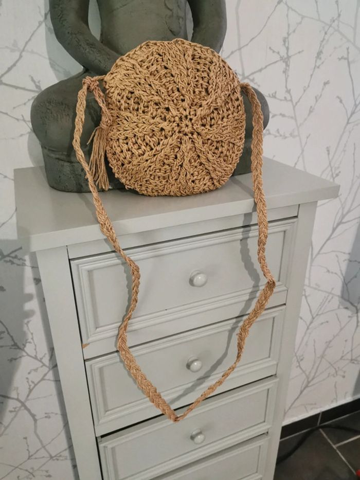 Sac en paille en bandoulière femme tendance