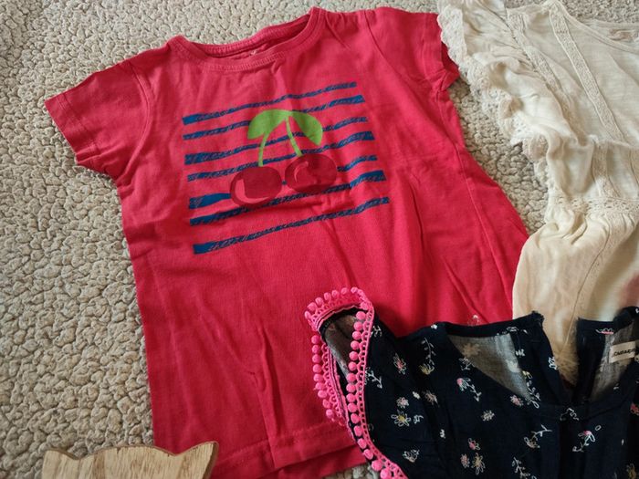 Lot de 3 tee shirts 4 ans - photo numéro 3