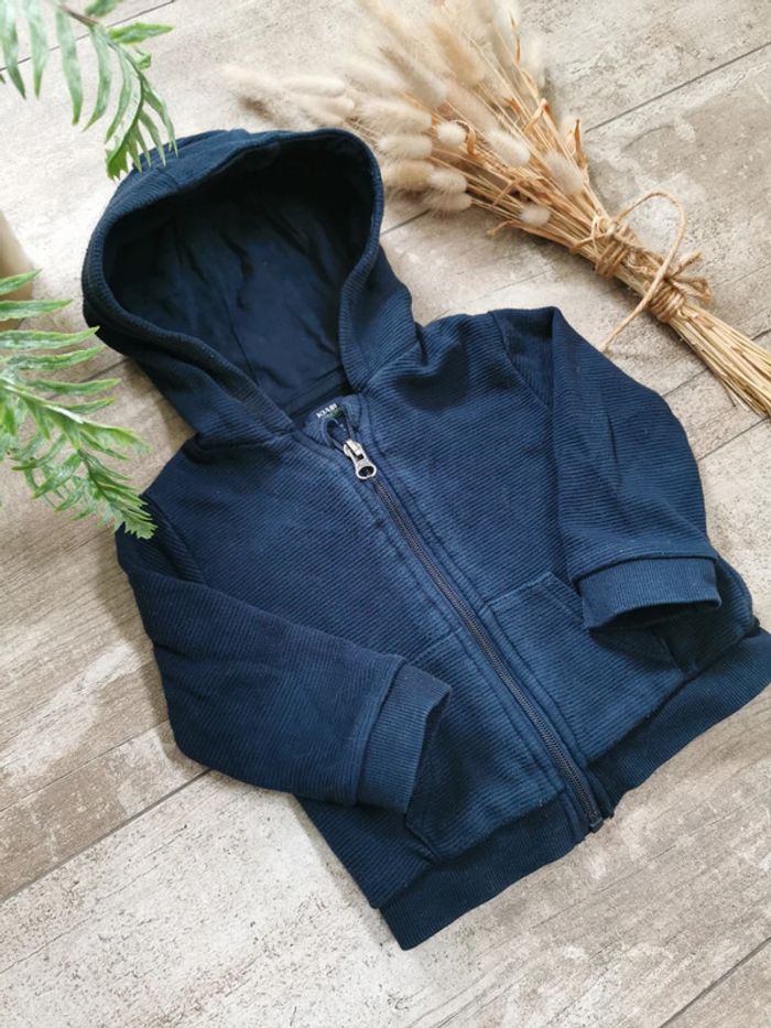 🌸Gilet veste capuche bleu marine 12 mois kiabi - photo numéro 3