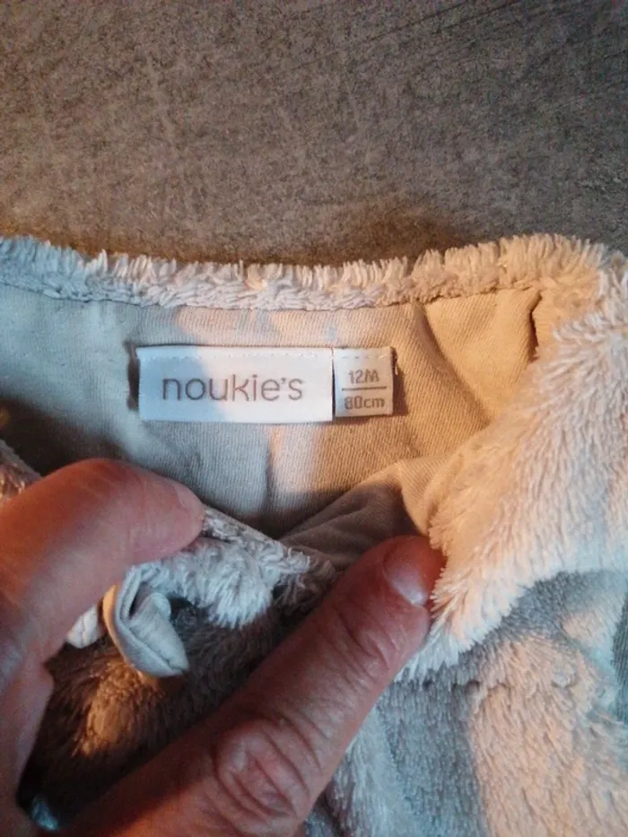 Gilet sans manches 12 mois fille - photo numéro 3
