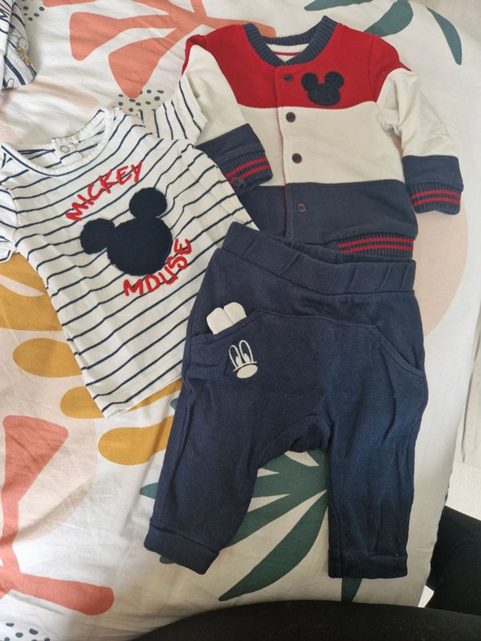 Ensemble disney mickey 3 mois