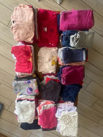 Lot d’affaires fille