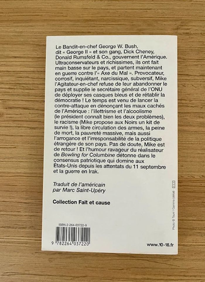 Livre - Mike contre-attaque ! Bienvenue aux Etats Stupides d'Amérique - photo numéro 2