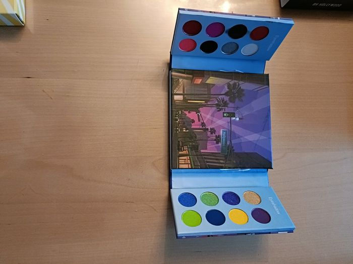 3 PALETTES BH COSMETICS NEUVES - photo numéro 3