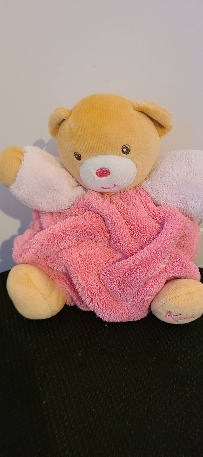 Doudou boule ours KALOO Plume rose framboise 19 cm