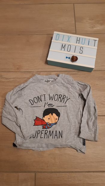 Haut manches longues superman