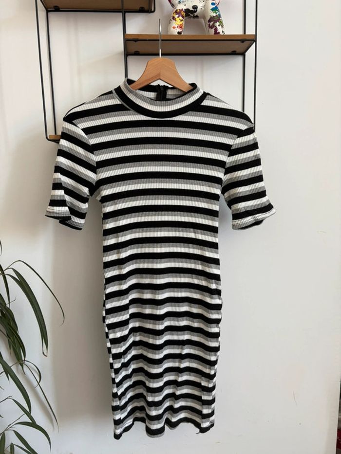 Robe XS