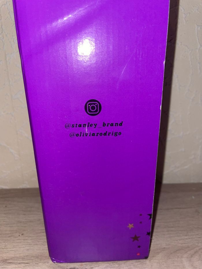 Gourde Stanley x Olivia Rodrigo - photo numéro 6