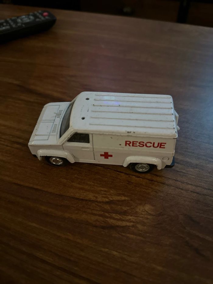Vintage Rescue Emergency No. 1087 - 1970-80 années Diecast - photo numéro 3