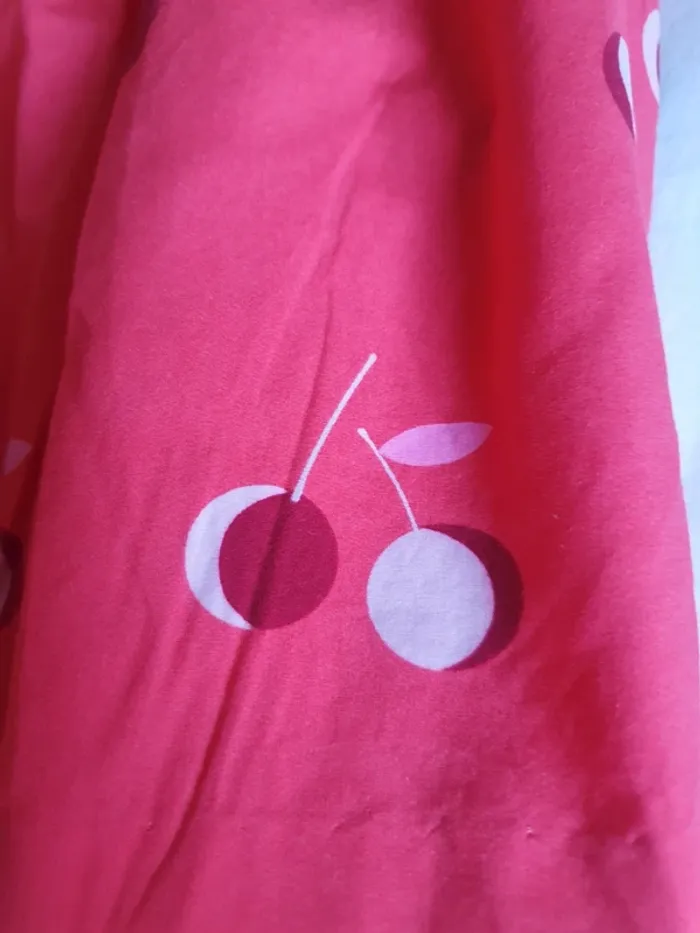Robe cerise - photo numéro 4