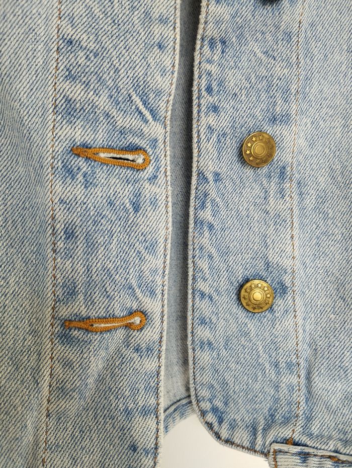 Veste en jean taille 40 - photo numéro 2