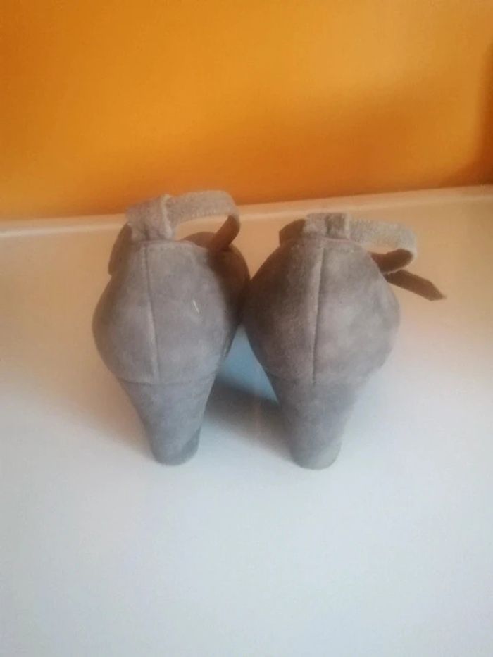 🌸👍Vintage 👍#Escarpins #cuir gris Pointure 3- 37 modèle Novelli " d' Hasley" 🌸 - photo numéro 3