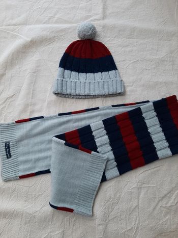 Ensemble bonnet + écharpe